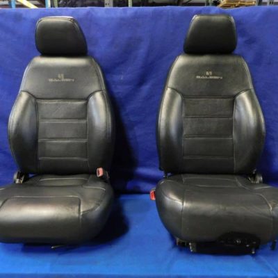 2003 Ford Mustang Saleen seats