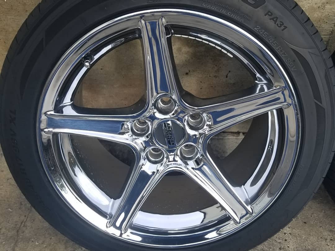 17x9 Aftermarket Saleen Wheels - Shop Mustang Parts