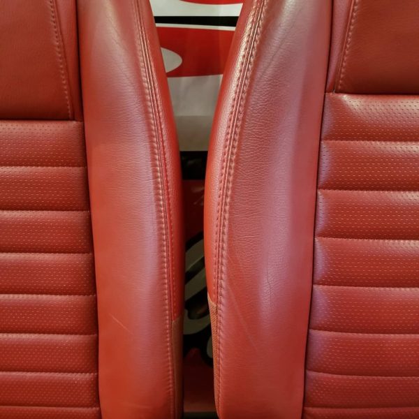 2006 Mustang GT Convertible Seats - 46k Mile - Image 4