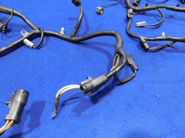 2004 Mustang GT 4.6L Fuel Injector Wiring Harness - Image 4