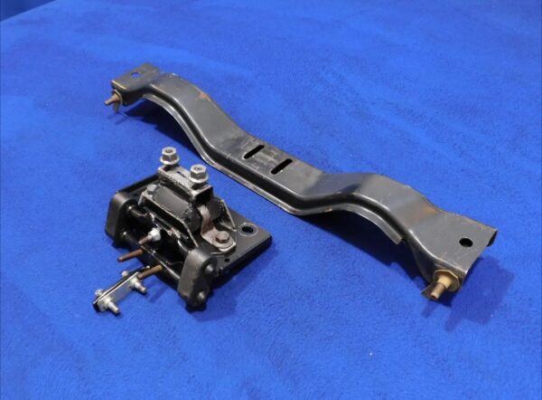 1994-1995 GT Mustang T5 5 Speed Manual Transmission Crossmember, Bracket, And Mount - Image 9