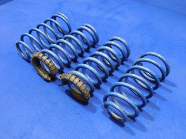 1979-2004 Mustang Aftermarket Coil Spring Lowering Springs - Image 2