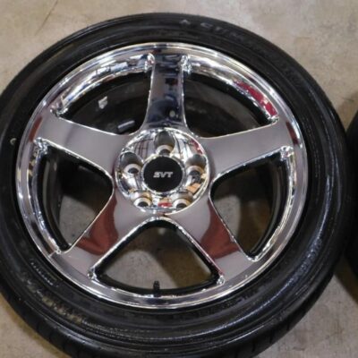 03 04 Ford Mustang Cobra OEM Chrome 17″x9″ Wheels & amp; 275/40 Tires D03