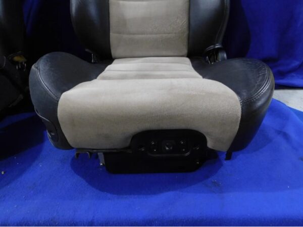 2003 Ford Mustang Cobra Convertible Tan Suede Seats Good Used Take Outs D19 - Image 12