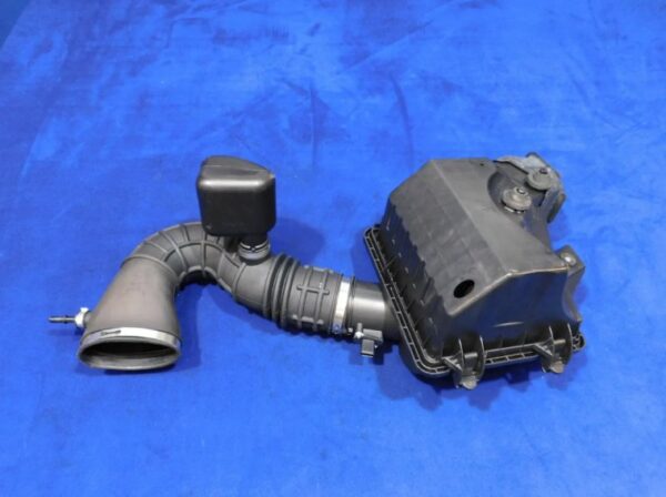 2007 Mustang GT 4.6L OEM Air Cleaner Box Assembly - Good Used H01 - Image 9