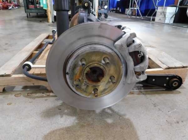 2007 Ford Mustang GT 4.6L 3V 8.8 Rearend Axle Assembly 3.31 Gear H11 - Image 16