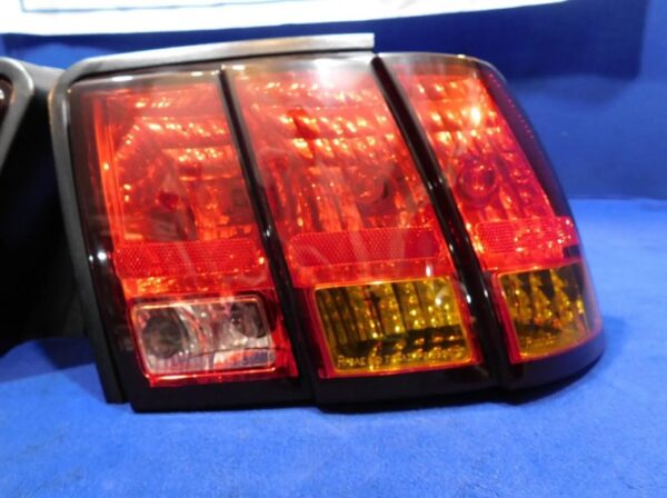 99-01 COBRA Tail Lights - Image 13