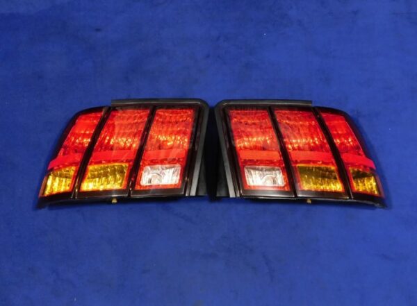 99-01 COBRA tail lights