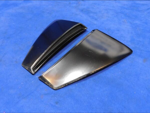 99-04 Mustang Quarter Panel Side Scoops (Black, R50) - Image 5