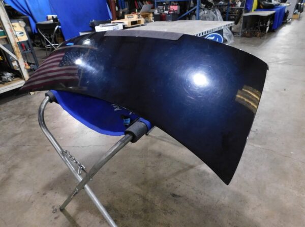 2001 Mustang Bullitt OEM Decklid (No Spoiler, Black) – Take Off B27 - Image 2