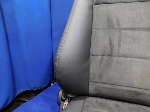 2003-2004 Cobra Front Seats (Coupe & Convertible) - Image 17