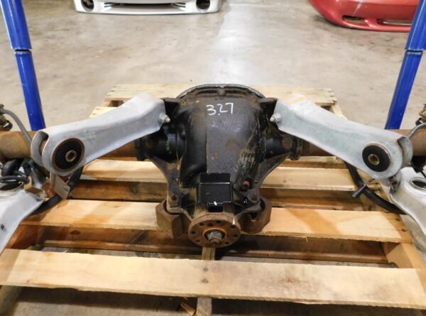 1999 Mustang GT 8.8 Solid Rearend Axle Assembly With A 3.27 Gear G03 - Image 7